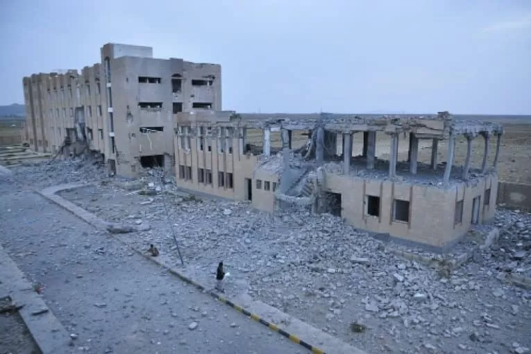 احد سجون الحوثي - كلية المجتمع في ذمار